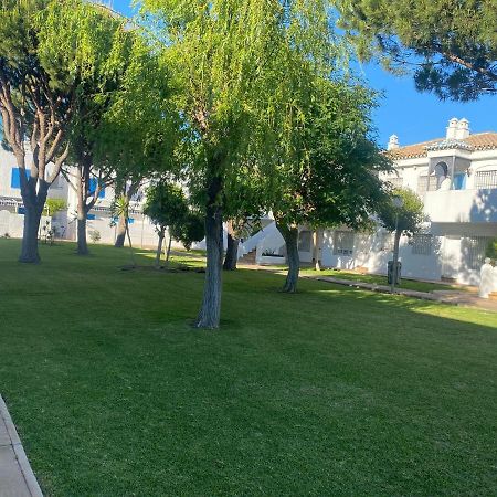 Apartamento La Almadraba Chiclana de la Frontera Dış mekan fotoğraf